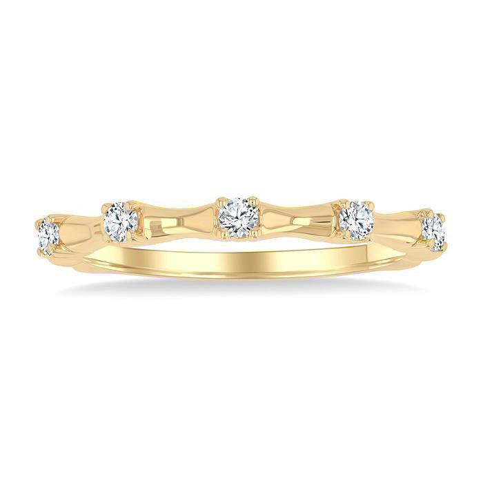 Opulence Diamond Ring in Yellow Gold