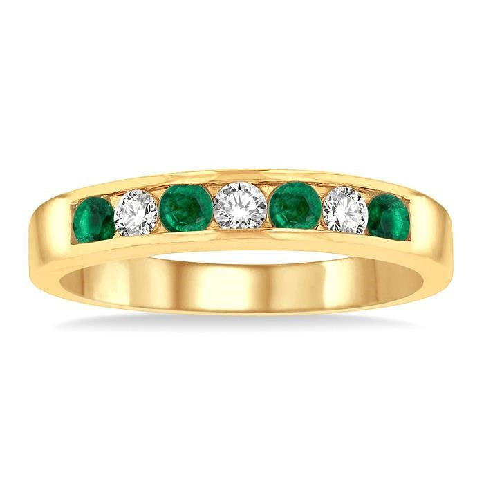 2.5 MM Round Cut Emerald and 1/5 Ctw Channel Set Round Cut Diamond Band in 14K Yellow Gold