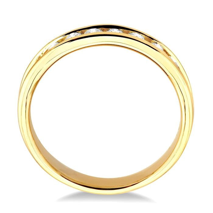 1/2 Ctw Round Cut Diamond Wedding Band in 14K Yellow Gold