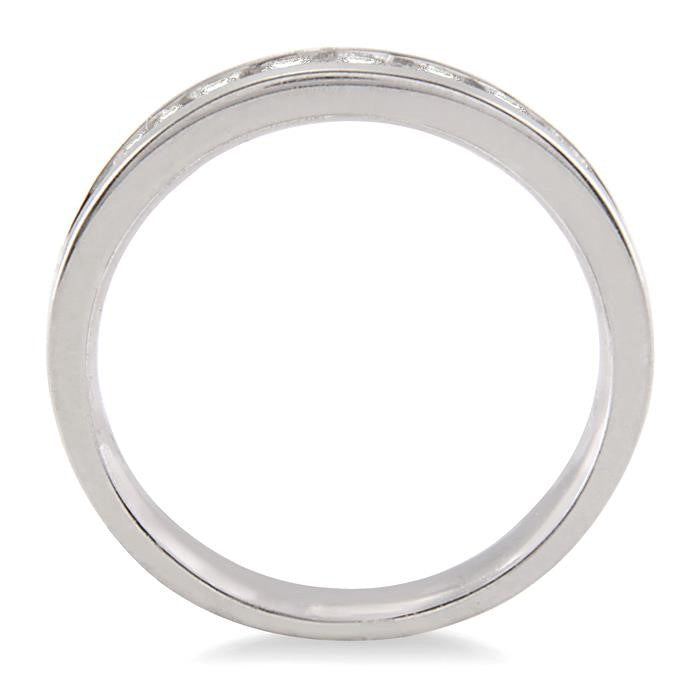 1/4 Ctw Round Cut Diamond Wedding Band in 14K White Gold