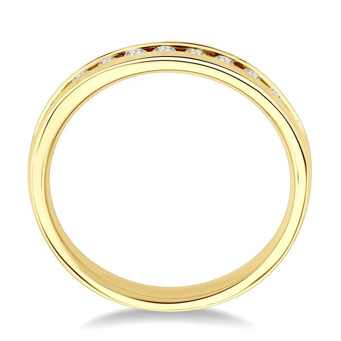 1/4 Ctw Round Cut Diamond Wedding Band in 14K Yellow Gold