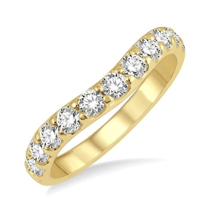 3/4 Ctw Arched Center Round Cut Diamond Wedding Band in 14K Yellow Gold
