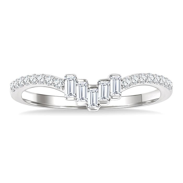 1/4 Ctw Baguette Cut Chevron Centerpiece Round Cut Diamond Wedding Band in 14K White Gold
