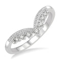 1/10 Ctw Chevron Round Cut Diamond Highlighted Wedding Ring in 14K White Gold