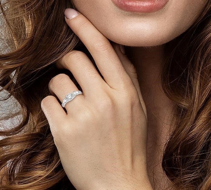 1 Ctw Round Cut Diamond Three-Stone Ring in 14K White Gold
