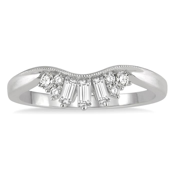 1/4 Ctw Curved Center Baguette and Round Cut Diamond Wedding Band in 14K White Gold