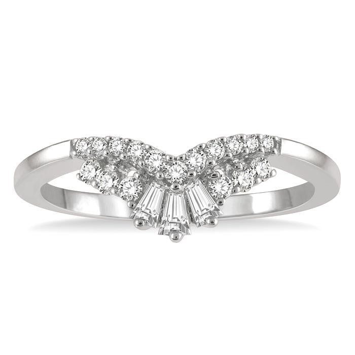 1/4 Ctw Chevron Center Baguette and Round Cut Diamond Wedding Band in 14K White Gold