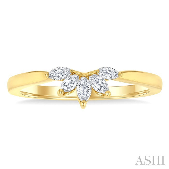 1/5 Ctw Marquise Cut Diamond Half Flower Motif Chevron Ring in 14K Yellow Gold