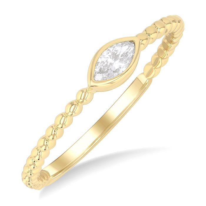 Serenity Diamond Ring in Yellow Gold