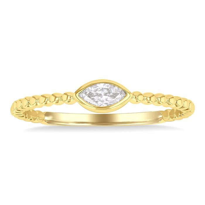 Serenity Diamond Ring in Yellow Gold