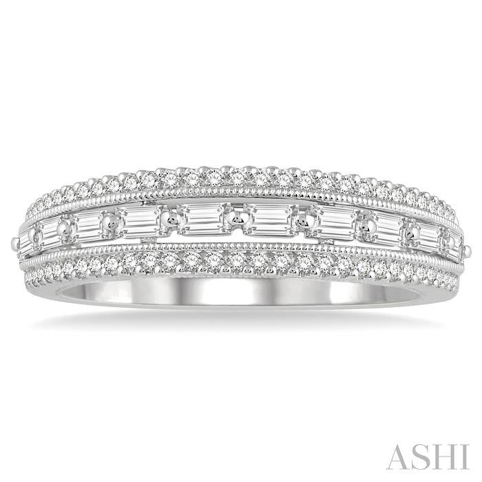 1/2 Ctw Art Deco Split Shank Baguette & Round Cut Diamond Wedding Band in 14K White Gold