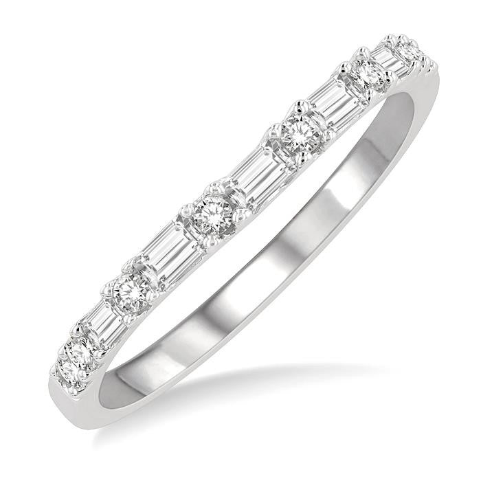 1/3 Ctw Baguette and Round Cut Diamond Wedding Band in 14K White Gold