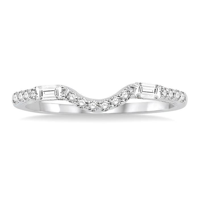 1/4 Ctw Round and Baguette Diamond Wedding Band in 14K White Gold