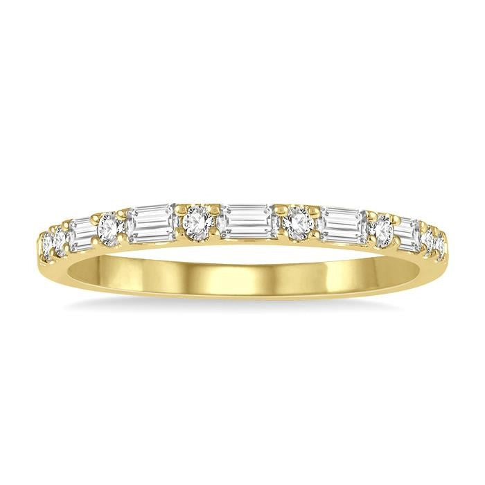 1/3 Ctw Alternating Baguette and Round Cut Diamond Wedding Band in 14K Yellow Gold