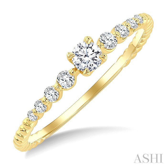 1/4 Ctw Bead Texture Shank Graduated Round CutDiamond Stackable Fashion Ring in 10K Yellow Gold