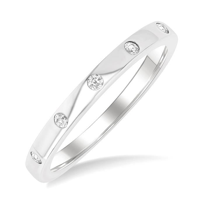 Midnight Diamond Jewelry in Metal