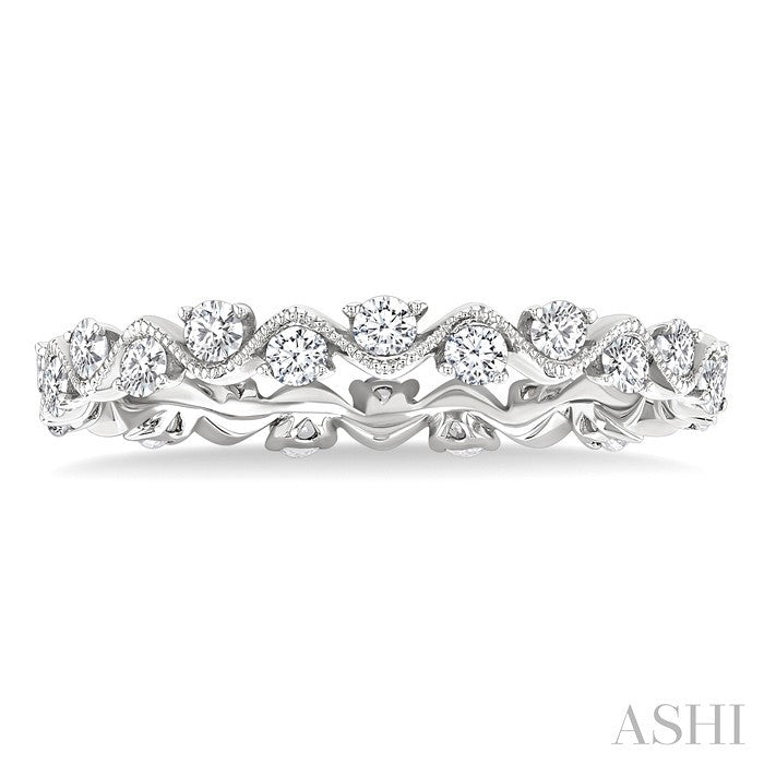 5/8 Ctw Curvy Zig-Zag Round Cut Diamond Eternity Wedding Band in 14K White Gold