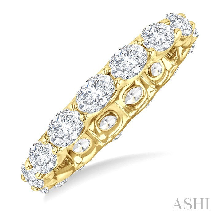 2 1/6 Ctw East-West Set Oval Cut Diamond Eternity Wedding Band in 14K Yellow Gold