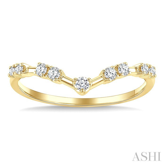 1/5 Ctw Chevron Spaced Round Cut Diamond Fashion Band in 14K Yellow Gold