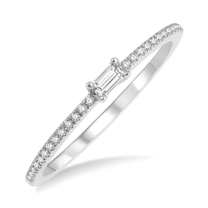 1/6 Ctw Petite Baguette Center Round Cut Diamond Stackable Ring in 14K White Gold