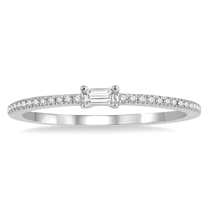 1/6 Ctw Petite Baguette Center Round Cut Diamond Stackable Ring in 14K White Gold