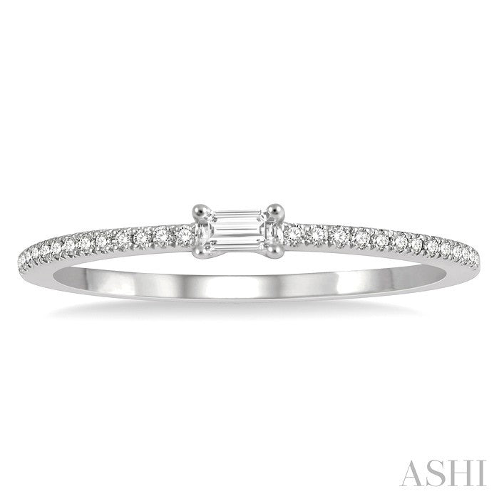 1/6 Ctw Petite Baguette Center Round Cut Diamond Stackable Ring in 14K White Gold