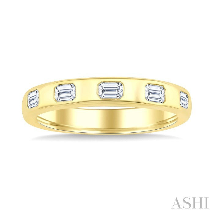 1/2 Ctw 5-Stone Bezel Set Octagon Cut Diamond Band in 14K Yellow Gold