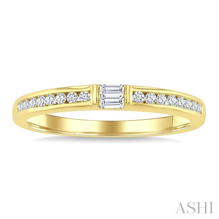 1/5 Ctw Baguette and Round Cut Diamond Stackable Band in 10K Yellow Gold