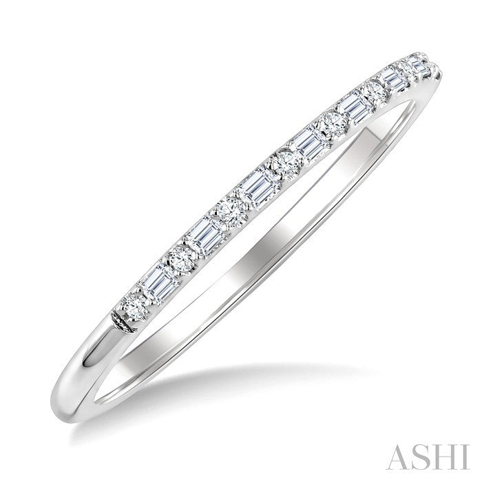 1/6 Ctw Baguette and Round Cut Diamond Stackable Band in 10K White Gold