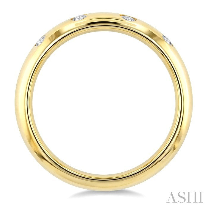 1/6 Ctw Round Cut Diamond Flush Set Mosaic Dome Bold Band in 10K Yellow Gold