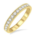 1/2 Ctw Round Cut Diamond Wedding Band in 14K Yellow Gold
