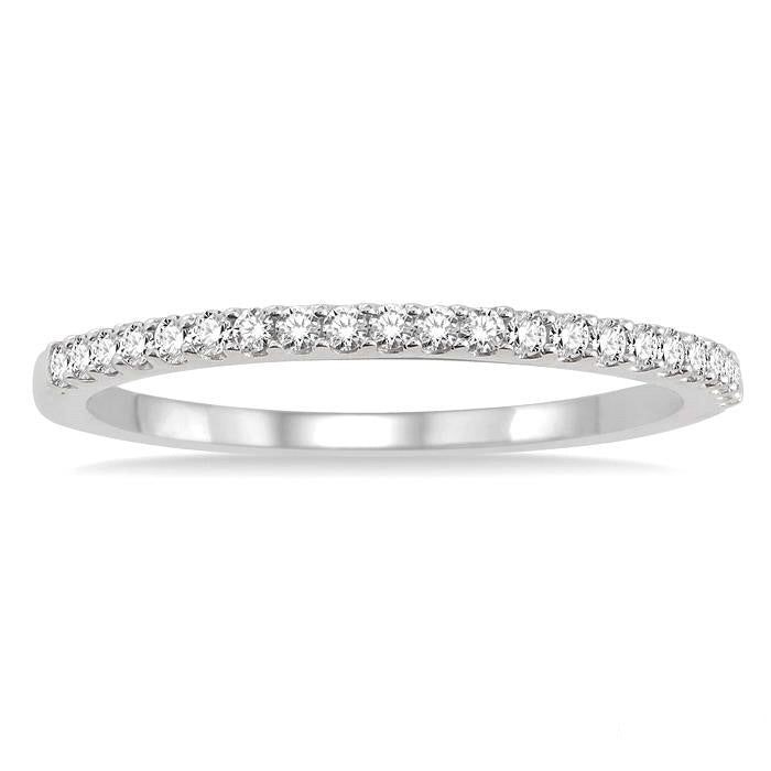 1/5 Ctw Round Cut Diamond Wedding Band in 14K White Gold