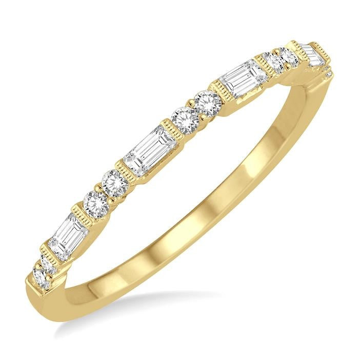 1/3 Ctw Baguette and Round Cut Diamond Wedding Band in 14K Yellow Gold