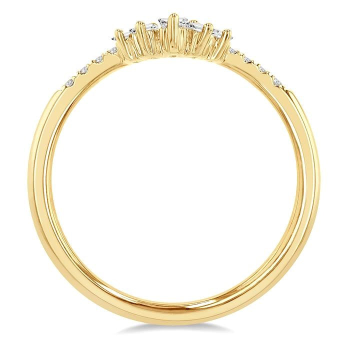 1/4 Ctw Chevron Baguette Crown and Round Cut Diamond Fashion Ring in 14K Yellow Gold