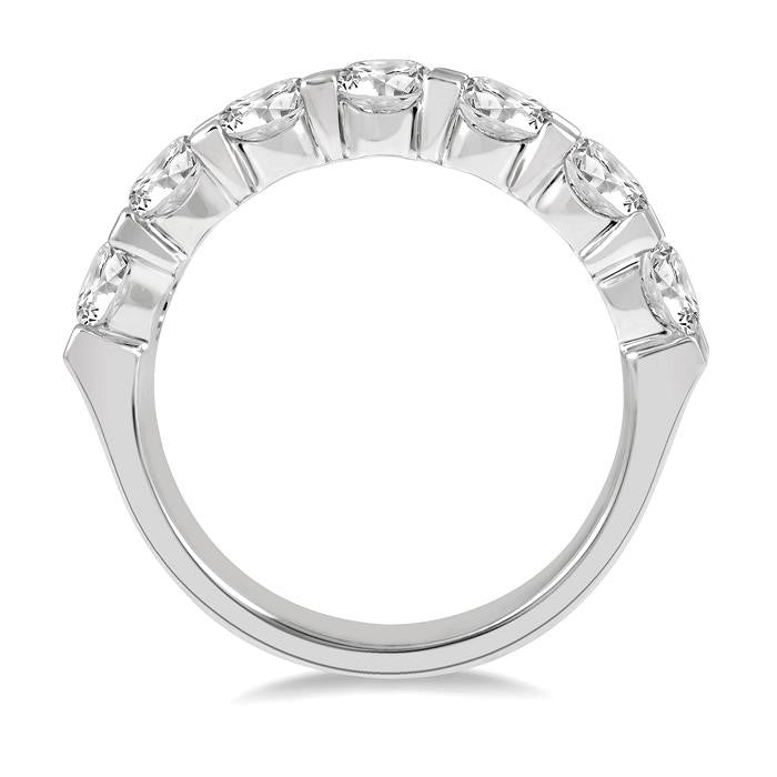 1 1/2 Ctw 7 Stone Round Cut Diamond Wedding Band in 14K White Gold