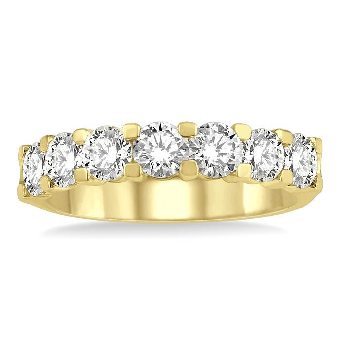 2 Ctw 7 Stone Round Cut Diamond Wedding Band in 14K Yellow Gold