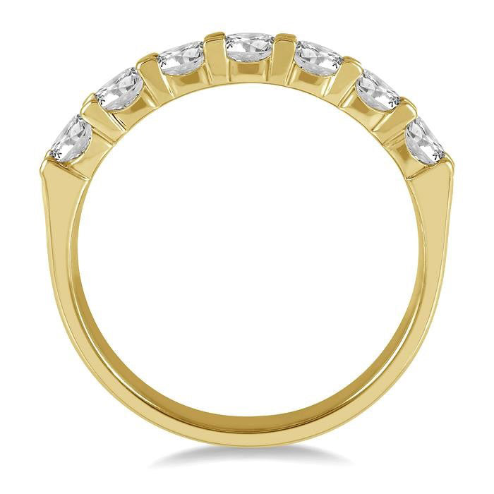 1 Ctw 7 Stone Round Cut Diamond Wedding Band in 14K Yellow Gold