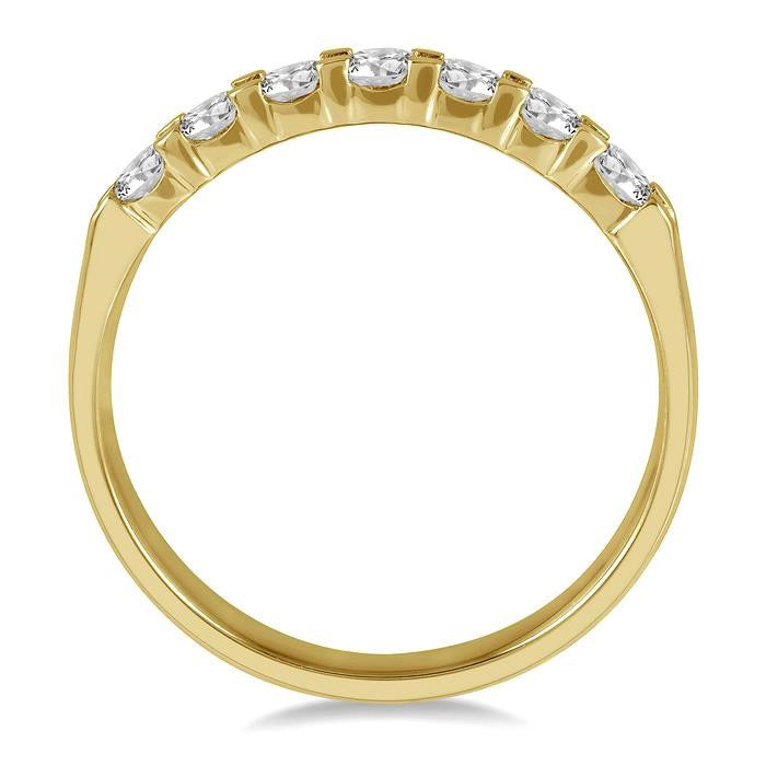 1/2 Ctw 7 Stone Round Cut Diamond Wedding Band in 14K Yellow Gold