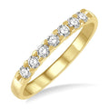 1/3 Ctw 7 Stone Round Cut Diamond Wedding Band in 14K Yellow Gold