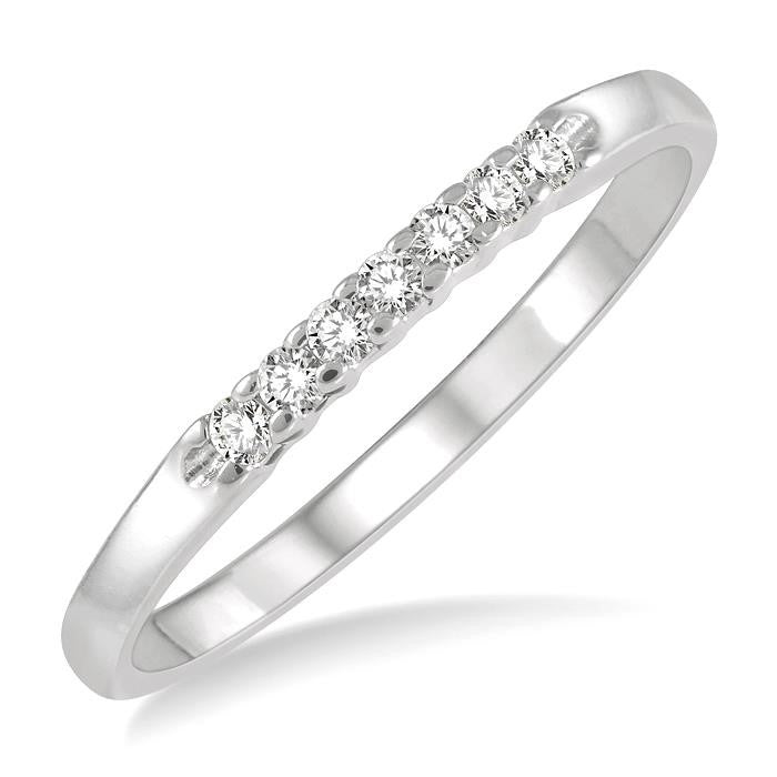1/10 Ctw 7 Stone Round Cut Diamond Wedding Band in 14K White Gold