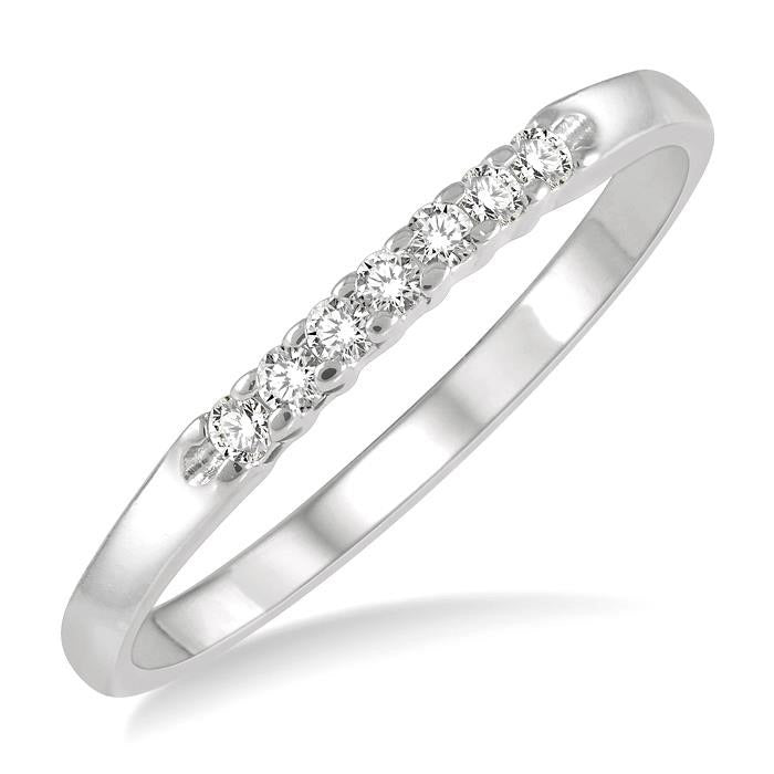 1/10 Ctw 7 Stone Round Cut Diamond Wedding Band in 14K White Gold