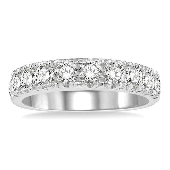 1 1/2 Ctw 11 Stone Round Cut Diamond Wedding Band in 14K White Gold