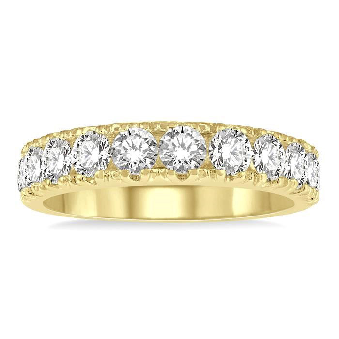2 Ctw 11 Stone Round Cut Diamond Wedding Band in 14K Yellow Gold