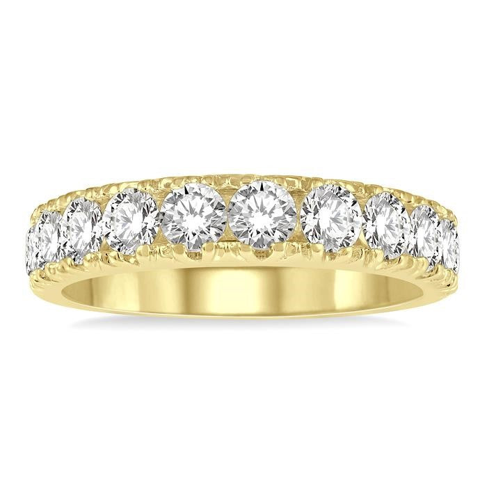 2 Ctw 11 Stone Round Cut Diamond Wedding Band in 14K Yellow Gold