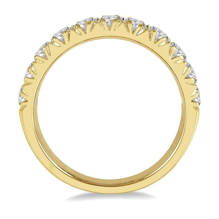 1 Ctw 11 Stone Round Cut Diamond Wedding Band in 14K Yellow Gold