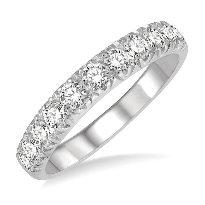 3/4 Ctw 11 Stone Round Cut Diamond Wedding Band in 14K White Gold