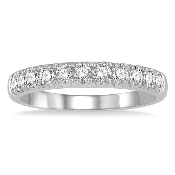 1/2 Ctw 11 Stone Round Cut Diamond Wedding Band in Platinum