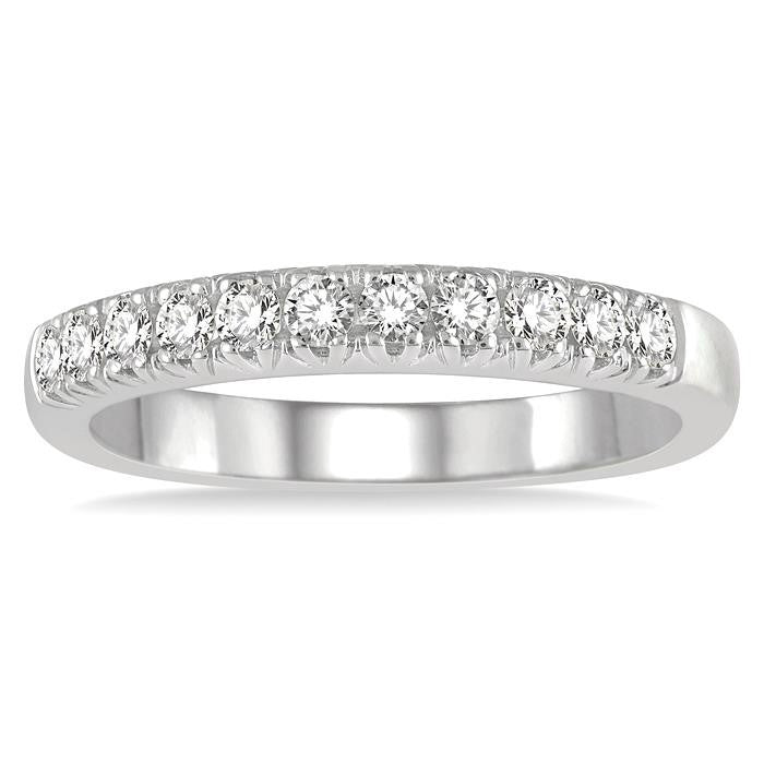 1/3 Ctw 11 Stone Round Cut Diamond Wedding Band in 14K White Gold
