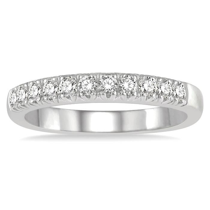 1/3 Ctw 11 Stone Round Cut Diamond Wedding Band in 14K White Gold