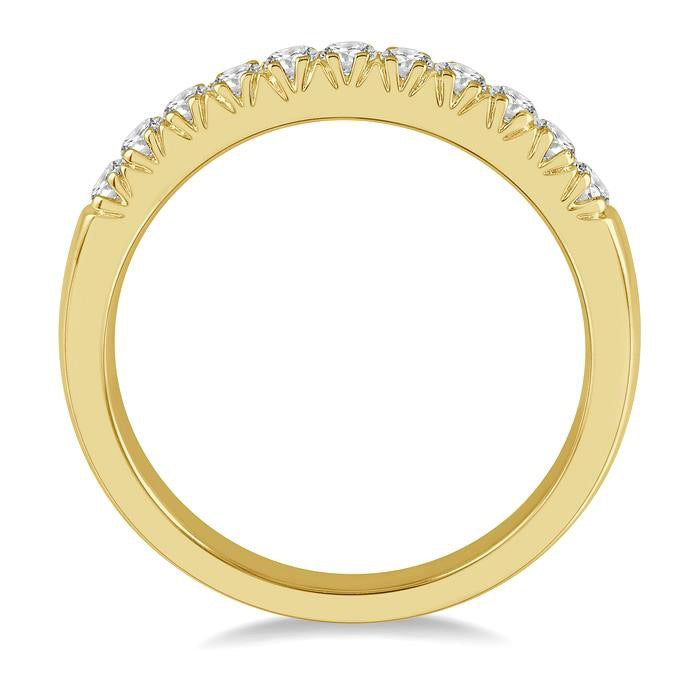 1/3 Ctw 11 Stone Round Cut Diamond Wedding Band in 14K Yellow Gold
